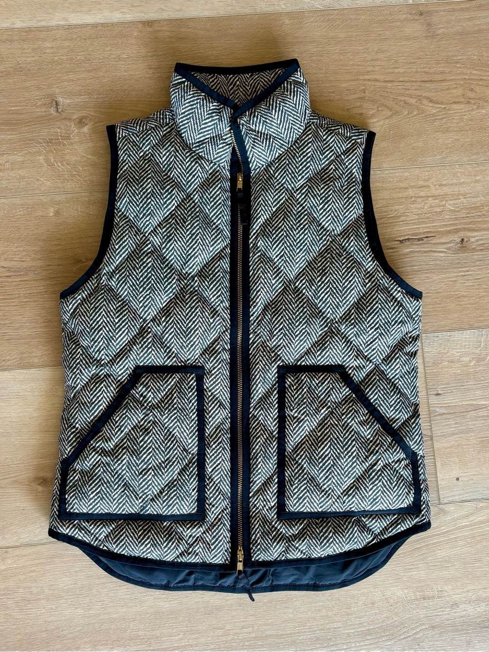 j crew, down, quilted, herringbone vest, size small EUC